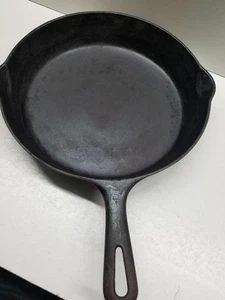 #8 GRISWOLD, sartén de hierro fundido, logotipo pequeño, mango tardío, 704 N, en muy buena condición-plana - Imagen 1 de 10