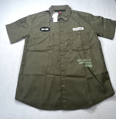 Airwalk Shirt Mens sz M Green Short Sleeve Logo Patches Skater Grunge Retro Y2K - Image 1 of 4