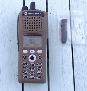 Motorola XTS2500, USMC, M3, P25, AES-256, 380-470MHz, FRS CH, FM, P25 - Afbeelding 1 van 8