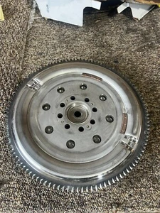 LuK Dual Mass Flywheel 234 00 Silver Heavy Duty - Picture 1 of 4