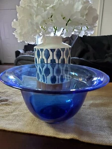 K Dahl Glassworks Cobalt Blue Art Glass Bowl Signed EXCELLENT CONDITION - Picture 1 of 3