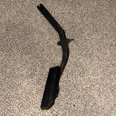 1995-2007 FORD RANGER GAS PEDAL ASSEMBLY OEM 1995-2007 - image 1 of 4