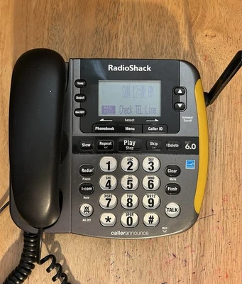 Radio Shack Botón Grande Teléfono Escritorio con Cable o Pared Dect 6.0 Llamadora Anuncio Foto 1 de 4