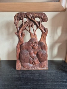 Gorila africano tallado en madera en árboles tamaño grande como en la foto - Imagen 1 de 12