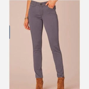 Pantalones de mezclilla Democracy para mujer 16 Ab Solution ajustados al tobillo color gris carbón - Imagen 1 de 9