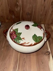 Franciscan Apple Two Handled Casserole Dish w/ Lid Vintage Bowl - Picture 1 of 15