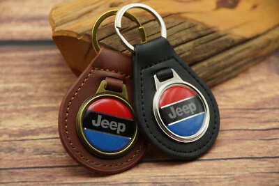 * RARO LLAVERO VINTAGE AMC JEEP TRUCK 4X4 COCHE Cuero Llavero MOTORES AMERICANOS Foto 1 de 4