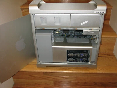 Apple Mac Pro A1186 MA356LL/A 2.66 GHz Quad Core Tower Computer Workstation - Image 1 of 4