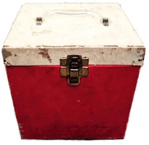 1950s 1960s RED WHITE 45RPM RECORD STORAGE BOX VINTAGE - Picture 1 of 1