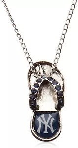 New York Yankees Flip Flop Necklace - Picture 1 of 1