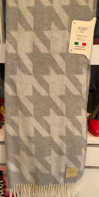 NIDO NOTTE ITALIA  Houndstooth in Grey 51 x 67" Throw Blanket -- NWT - Image 1 of 3