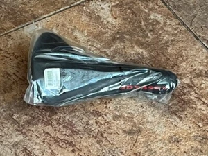 NOS Black ODYSSEY #S-303-BK TEAM SADDLE Mid School BMX New Pro Seat Flatland Old - Picture 1 of 8