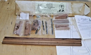 Redwood Oil Derrick kit #7050, escala G, estilo wildcat, 19" de alto, el kit está sin construir - Imagen 1 de 4