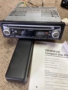 Sony CDX MP30 Car Stereo MP3 CD - Picture 1 of 3