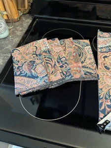 Paisley Napkins - 6 Napkins - Picture 1 of 4