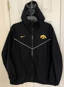 Iowa Hawkeyes Rain Coat Jacket NIKE Team Issued WATERPROOF Size XXL - Picture 1 of 6