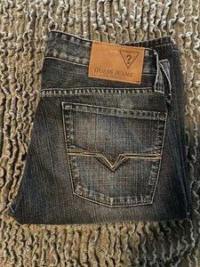 GUESS Los Angeles Men's Desmond Relaxed Fit Jeans 32x34 - Picture 1 of 6