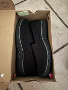 Skechers Relaxed Fit For Womens Size 11 $25 Price Firm - Picture 1 of 4