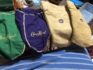 (1) Crown Royal Special Reserve Gold Suede Velvet Whiskey Bags & Purple & Green - Picture 1 of 3