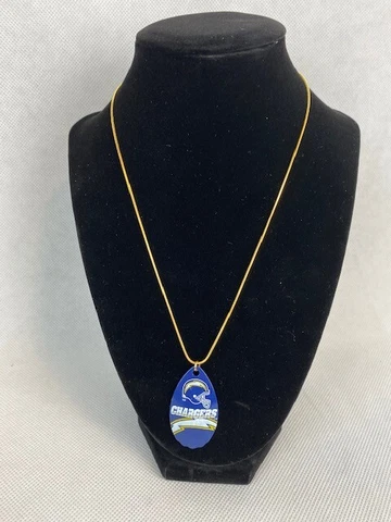NFL Los Angeles Chargers Vintage Teardrop Spinner Necklace Cover