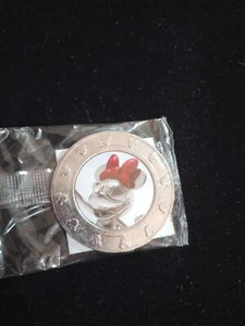 Disney Wonderball Münze 100 Jahre Jubiläum - Chrome Minnie RAR - Bild 1 von 3