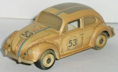 Резиновая шина 1/64 HOLLYWOOD / HERBIE THE LOVE BUG / 1966 VOLKSWAGEN / VW BEETLE - Изображение 1 из 3