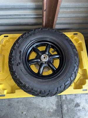 Yamaha Zuma 50 1999 2001 prebug llanta delantera montaje OEM Foto 1 de 3