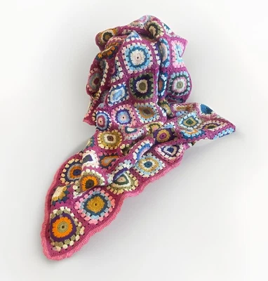 Manta colorida hecha a mano abuela ganchillo arco iris boho cottagecore afgana regazo Foto 1 de 4