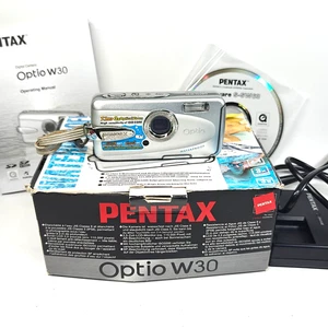 Pentax Optio W30 7.1MP Compact Underwater Digital Camera Silver Boxed - Picture 1 of 10
