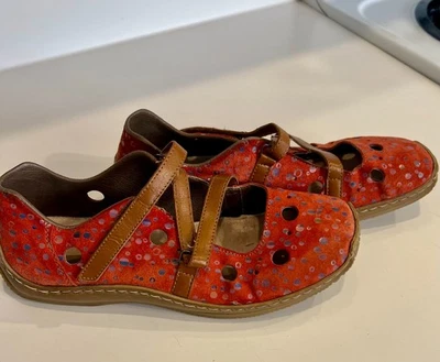 Reiker Celia Shoes Womens 8/8.5 Red Eclectic Boho Grannycore Cottage MaryJanes - Image 1 of 4