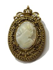 florenza signed cameo brooch carved shell crown & Leaf Gold Tone.