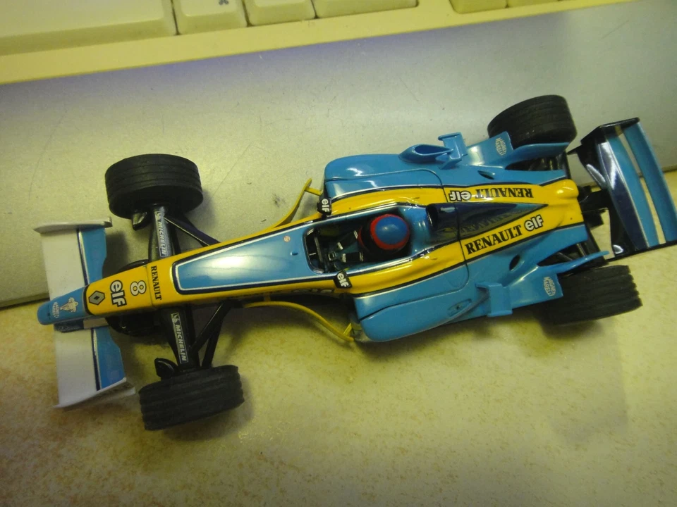 Hornby Formula 1 Renault 12v ver foto usado sin probar España - Imagen 1 de 4