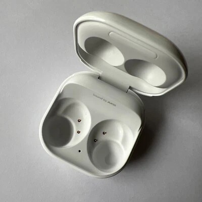 SOLO FUNDA DE CARGA BLANCA - SAMSUNG GALAXY Buds2 Auriculares Inalámbricos Verdaderos Bluetooth Foto 1 de 4