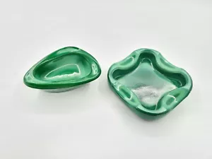 Two Vintage Ashtrays made of Bohemian Malachite Glass Czechoslovakia USSR ~1960s - Picture 1 of 12