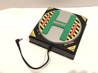 MegaTech HeliChopper Heli-Pad Launch Station RC Helicopter Charger(C0) - Image 1 of 4