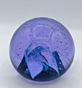 Caithness Glas Briefbeschwerer "Cauldron Aqua" lila & blau Art Deco Blase - Bild 1 von 6