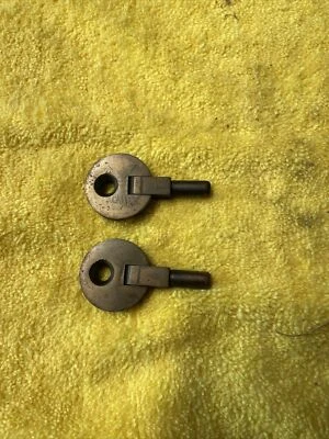 SINGER Sewing machine table/case hinges. One pair - Image 1 of 2