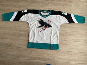 sharks jersey 88
