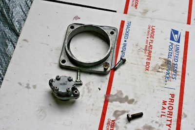 1972 KAWASAKI F7 175 PEÇA DE MOTOR FABRICANTE DE EQUIPAMENTO ORIGINAL VIN # F7E-25272 - Imagem 1 de 2