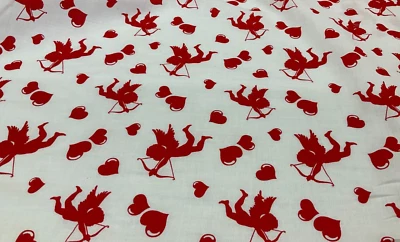 DAVID TEXTILES - CUPIDO Y CORAZONES POR TODAS PARTES-- POR YARDA Foto 1 de 3