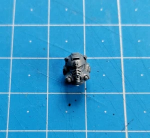 Heavy Intercessors Bits Sergeant Helmeted w/ Skull Head Gravis Primaris  Bitz - Imagen 1 de 1