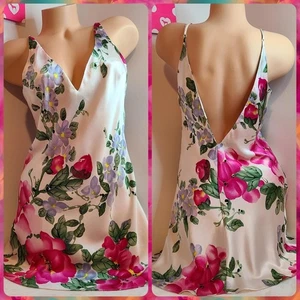 Mini Babydoll de Colección Años 90 Victoria's Secret 100% Seda Corte en V Talla M Floral - Imagen 1 de 8