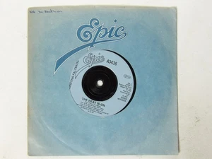 Agnetha Faltskog: The Heat is On 1983 EX 7" - Picture 1 of 3