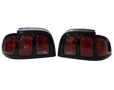 1996-1998 Ford Mustang OEM lanternas traseiras LH RH par F7ZB F6ZB SN95 com chicote de fios - Imagem 1 de 4