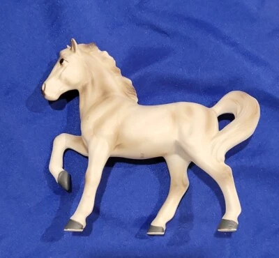 Vintage 60s Porcelain Arabian Horse Figurine Enesco  Japan E-4231 EXCELLENT!  - Image 1 of 4