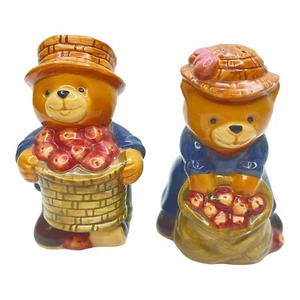 Salt Pepper Shakers Bears Apples Country Bear Farmer S&P Novelty Kitsch Vintage - Picture 1 of 14