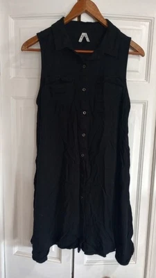 Vestido corto Mudd A Line para mujer negro talla mediana bolsillos sin mangas botón delantero Foto 1 de 4