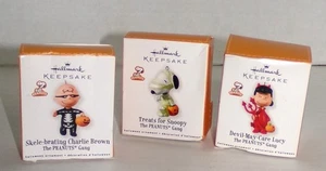 Hallmark 2010 Peanuts Halloween Mini Ornamente MIB Charlie Brown Snoopy Lucy Set - Bild 1 von 5