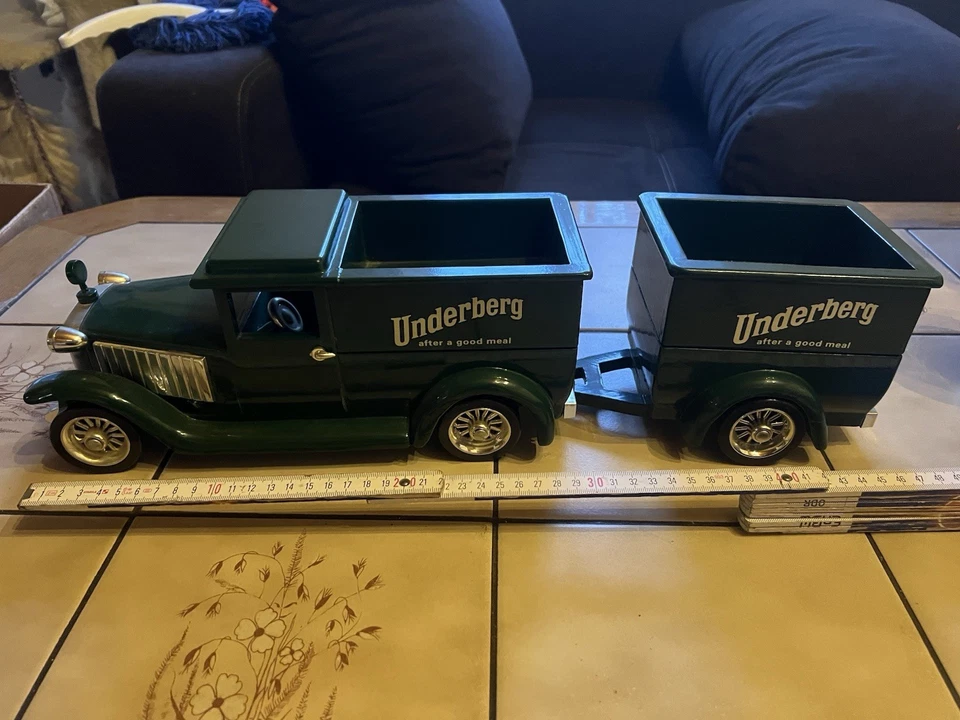 Underberg Kräutermobil, Truck, Holzauto mit Anhänger mit Spieluhr, gebraucht - Bild 1 von 3