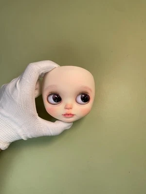 Muñeca Blythe personalizada solo placa frontal RBL hecha a mano ÚNICA EN SU CLASE cara arriba Foto 1 de 4